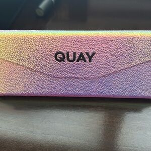 Quay black pink cat eye quay sunglasses
Never worn